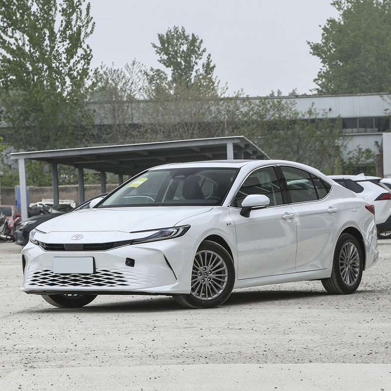 Toyota Camry arabara Electric Sedan