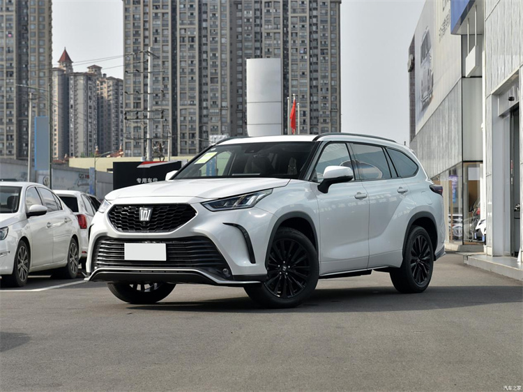 Toyota ade Kluger petirolu SUV