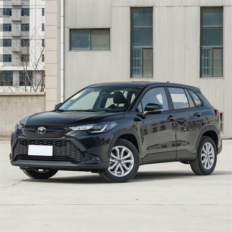 Toyota Frontlander petirolu SUV