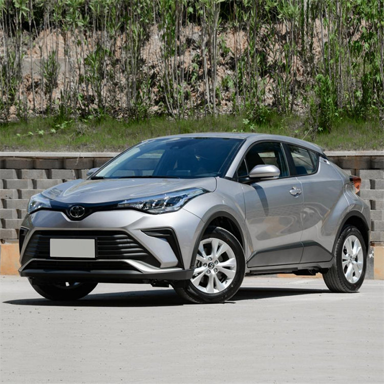 Toyota IZOA petirolu SUV