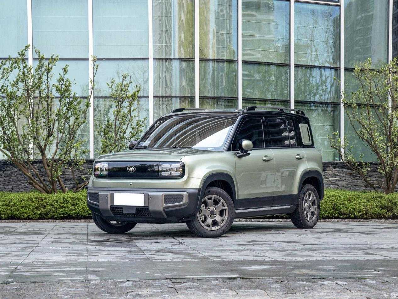 Bẹẹni PLUS SUV